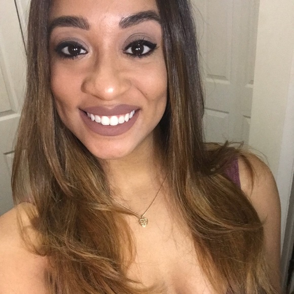 Meet your Posher, Ely - Picture 1 of 1